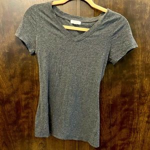 Heathered Gray Vneck women’s stretch T-shirt Small